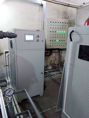 長沙湘麓環(huán)保科技有限公司,長沙湘麓臭氧機,長沙食品廠臭氧消毒機,長沙臭氧發(fā)生器,污水處理臭氧設備
