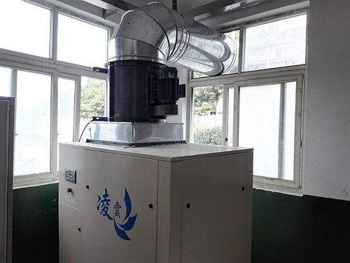 長沙湘麓環(huán)?？萍加邢薰?長沙湘麓臭氧機,長沙食品廠臭氧消毒機,長沙臭氧發(fā)生器,污水處理臭氧設備